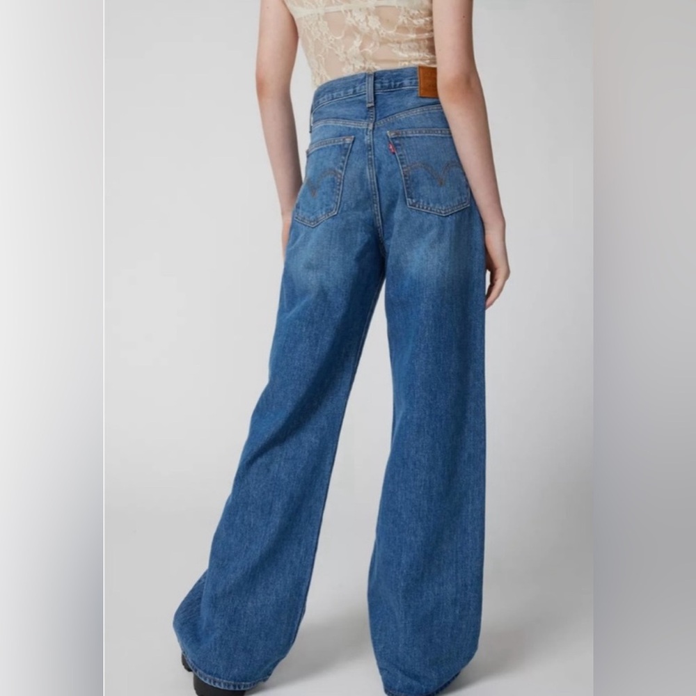 NWT Levis/Urban Outfitters Wide Leg Rib Cage women's jeans size 24 - Picture 4 of 6